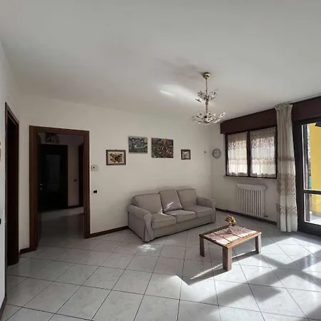 Apartment Trilocale Con Giardino Niguarda Mailand