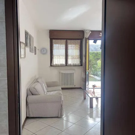 Apartment Trilocale Con Giardino Niguarda *