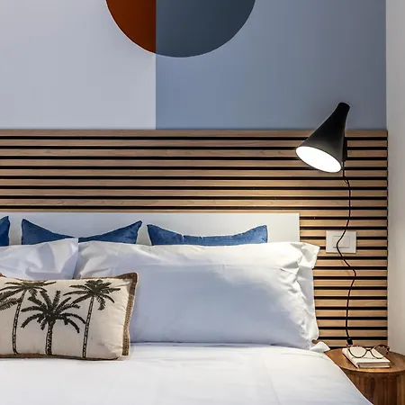 Stayeasy Quadronno33 - 3 Bedrooms, 2 Baths - Duomo Walking Distance Milaan