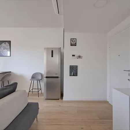 Loft Charme: Bilocale Con Balcone *