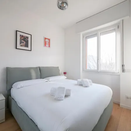 Loft Charme: Bilocale Con Balcone