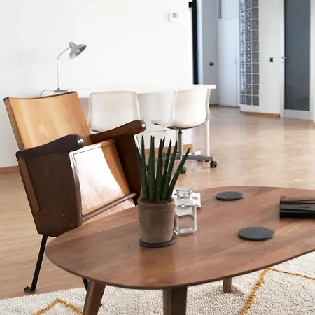 Comecasa Bright Flat With Private Terrace * Milano