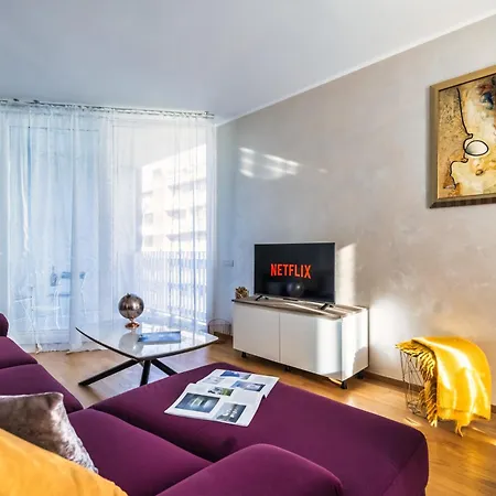 5 Min Walk From Subway Elegant & Modern Appartamento *