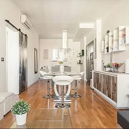 Life - Wi-fi & Smart Tv * Milano