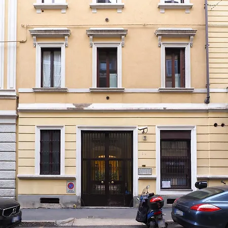 C23 - Premium In * Milan