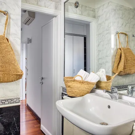 Appartement The Green Oriental; Gem In The Duomo City Center Milan