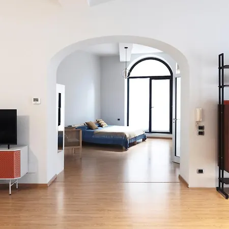Lägenhet Comecasa Bright Flat With Private Terrace