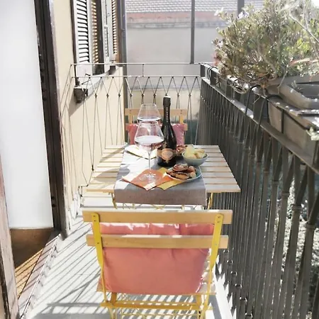 Apartment *navigli Art Attic*designarea Milan-wifi-netflix