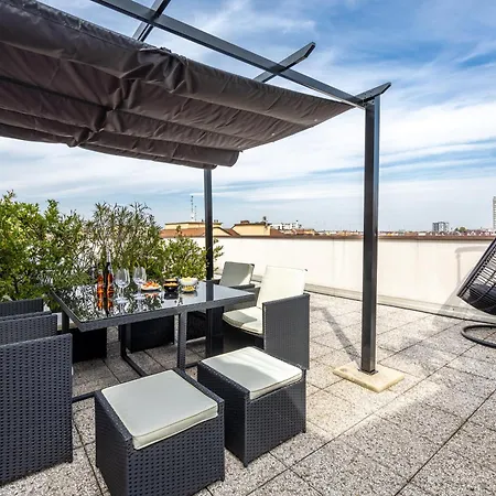 Daire Bocconi's Nest - Close To Duomo With Terrace *