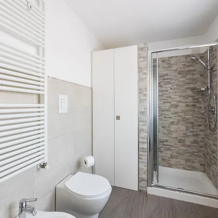 Daire Bocconi's Nest - Close To Duomo With Terrace