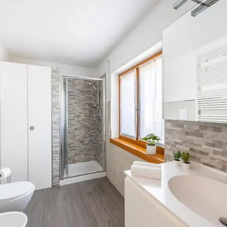 Bocconi's Nest - Close To Duomo With Terrace *