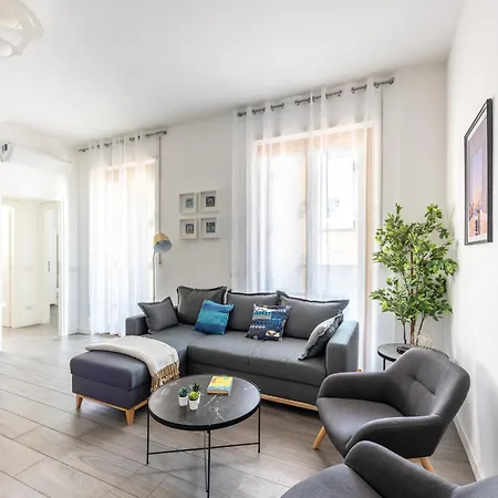 Bocconi's Nest - Close To Duomo With Terrace * Mailand