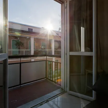 Apartmán Guesthost - Niguarda Bright W Balcony *
