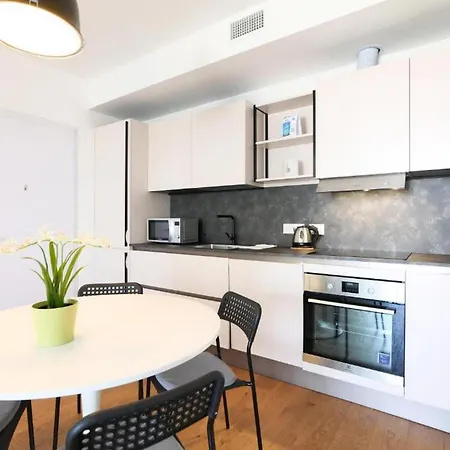 Lovely Terrace - Porta Romana District Apartmán *