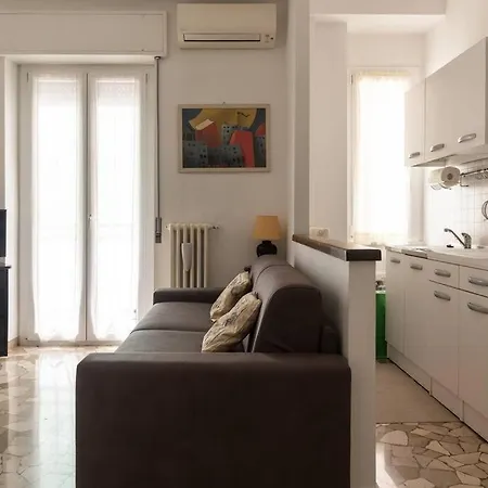 Youhosty - Lodi Quater *