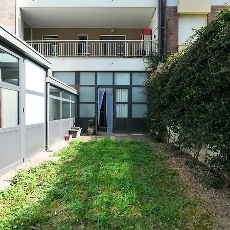 Garden&terrace Fondazione Prada * מילאנו