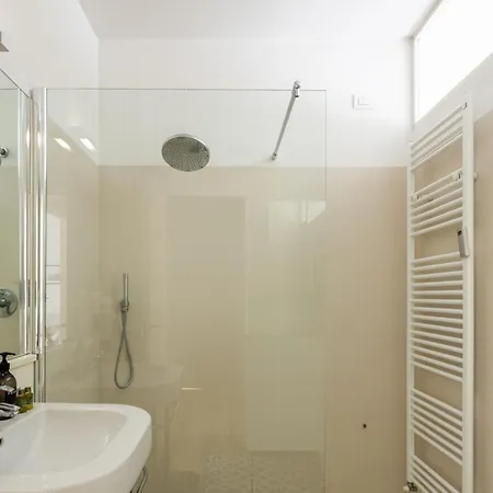 Life View With Terrace R&r