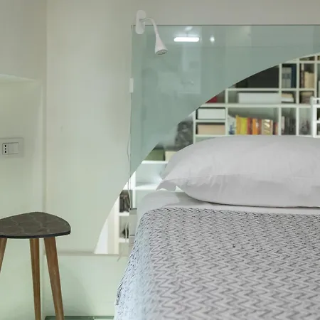 Luxury Duplex Flat With Sauna Few Steps From Duomo Milan