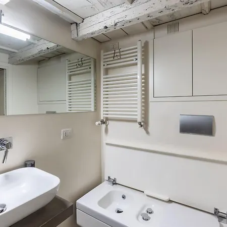 Luxury Duplex Flat With Sauna Few Steps From Duomo Апартаменты Милан