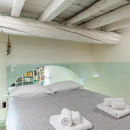 Luxury Duplex Flat With Sauna Few Steps From Duomo Апартаменты Милан