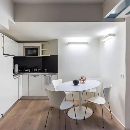 Luxury Duplex Flat With Sauna Few Steps From Duomo Apartment
