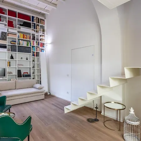 Luxury Duplex Flat With Sauna Few Steps From Duomo Milan