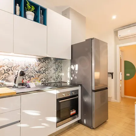 Guesthost - Alices House Modern Appartement *