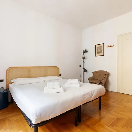 Brera Urban Flat * Milan