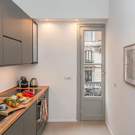 Art Around In Monti House Apartahotel 4*