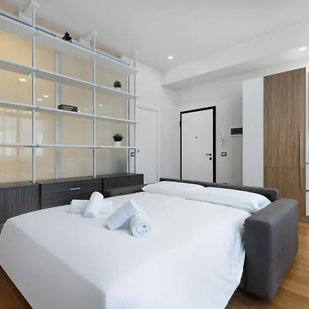 Bocconi District - - Free Street Parking 밀라노