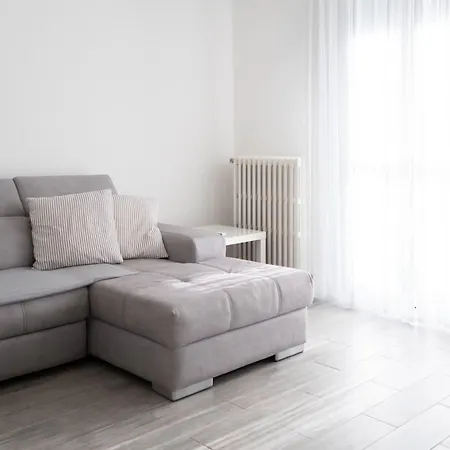 10min Rhofiera & Sansiro - 5min Metro - Ac - Freeparking Appartamento