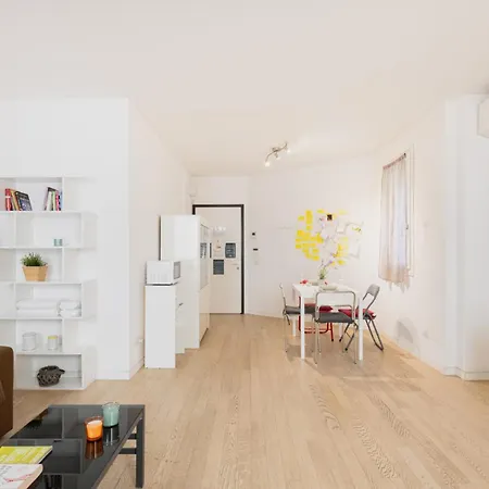 Easylife - Stile E Comfort Sui Navigli * Milan