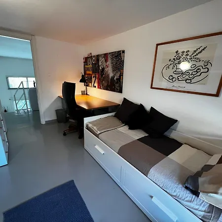 Ampio Loft Su Due Livelli Con Giardino * Милан