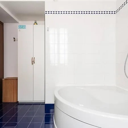 Bilocale In Porta Romana Διαμέρισμα *