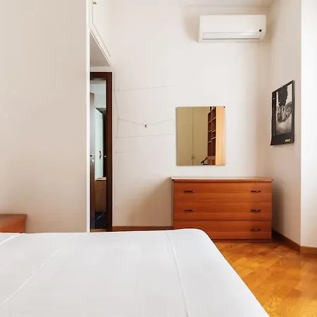 Apartament Bilocale In Porta Romana Mediolan