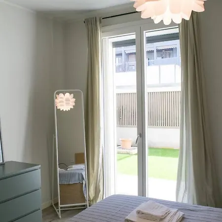 Luxury With Garden - Ixihome *