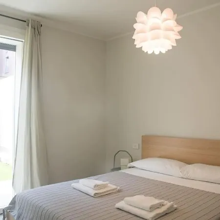 Apartment Luxury With Garden - Ixihome *