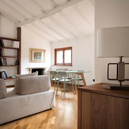 Santa Tecla Living Varese 14 *