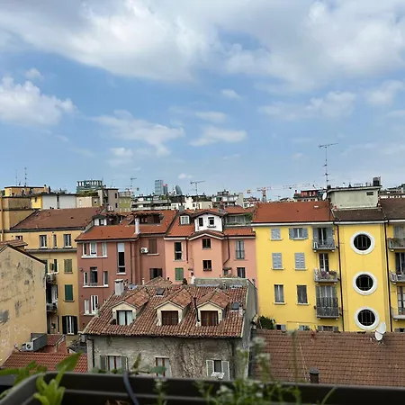 Stairway To The Sky - Brera Solferino Apt