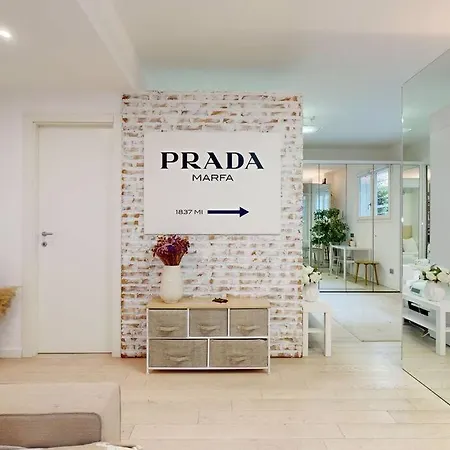 Mirrors House Chic In The City Center * Mediolan