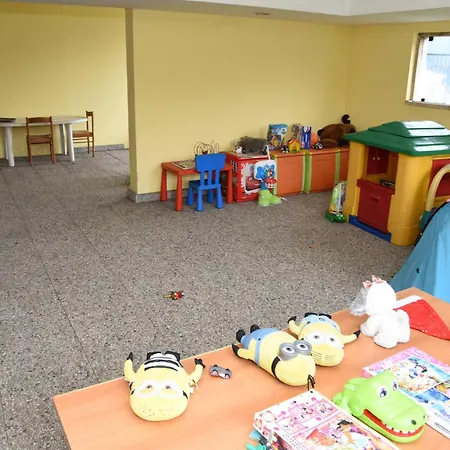 Lägenhet Viale Corsica 99