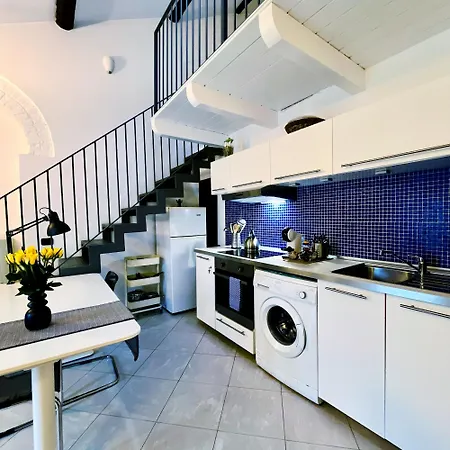 Boutique Loft In Fashion District - Cozy & *