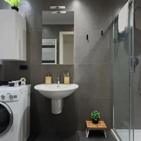 Comfort With Fast Wifi And Free Netflix Lejlighed Milano