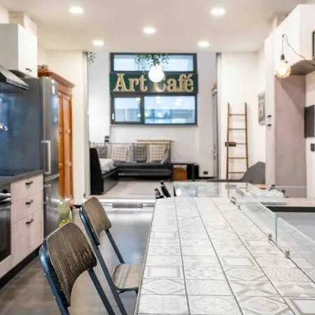 Apartman Art Cafe Tulipani