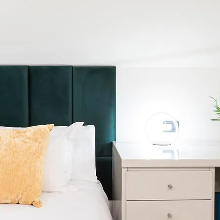 Daire Monte Napoleone Split-level Terrace - Collection Milano