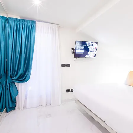 Monte Napoleone Split-level Terrace - Collection