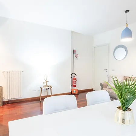 Bicocca Terrace Two Bedroom -top Collection Apartment *