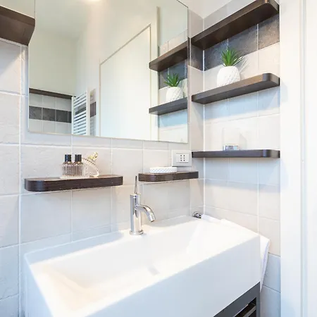 Bicocca Terrace Two Bedroom -top Collection Apartment *