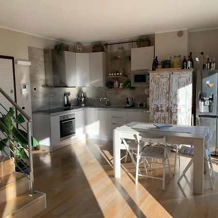 Residenza Taliedo, In Casa Privata, Abitata, Solo Doppia E Bagno Personale