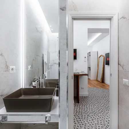 Apartament Royal In Mediolan